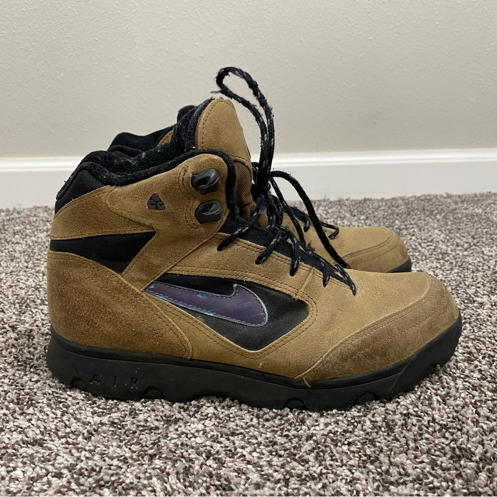 Vintage Nike Air ACG Tumalo II Hiking Boots Size Women's 9